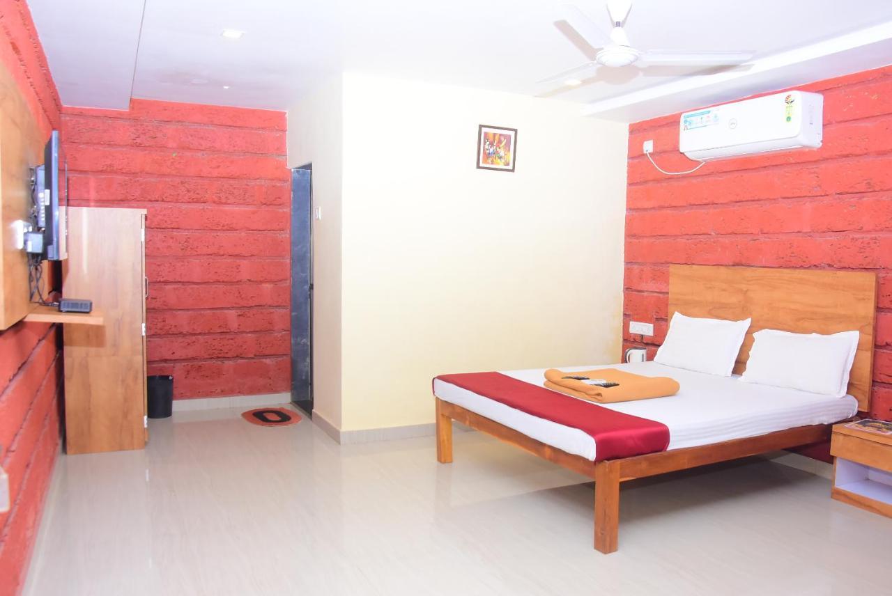Salt Water Resort Dapoli Luaran gambar