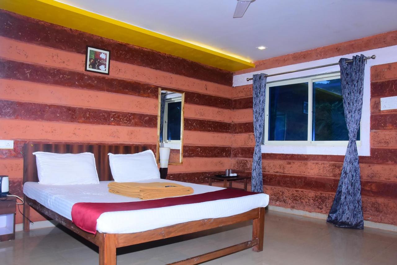 Salt Water Resort Dapoli Luaran gambar